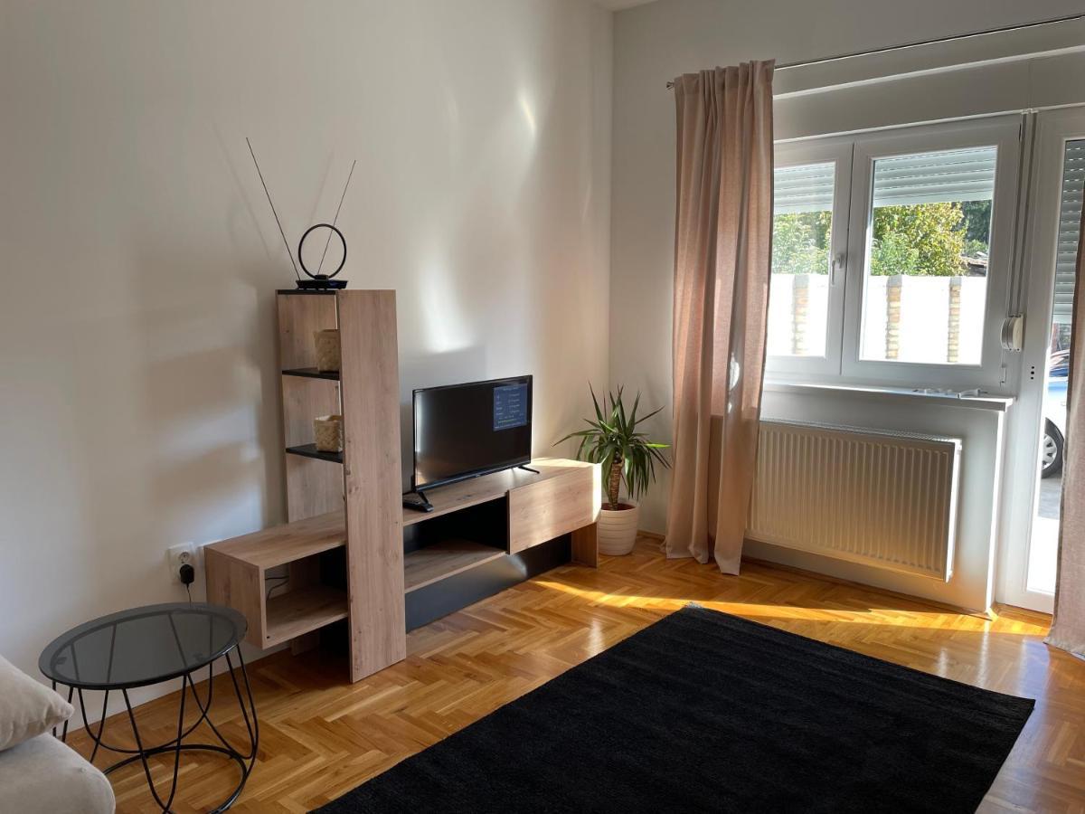 Apartman Sunny Сомбор Екстериор снимка