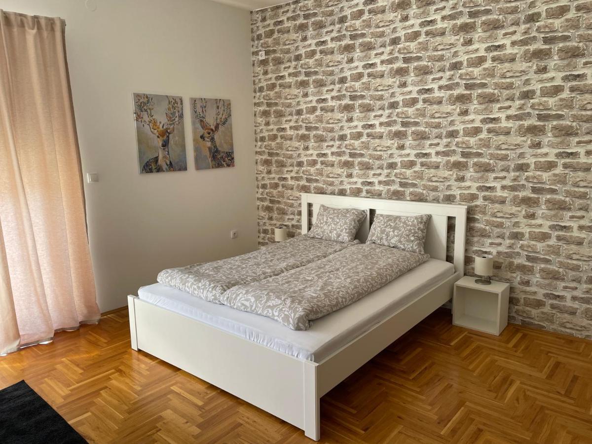 Apartman Sunny Сомбор Екстериор снимка