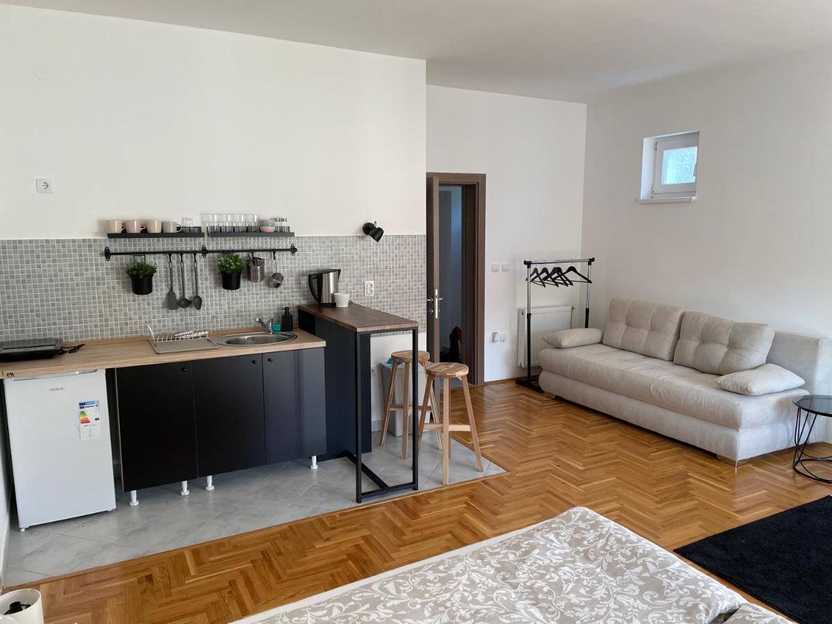 Apartman Sunny Сомбор Екстериор снимка